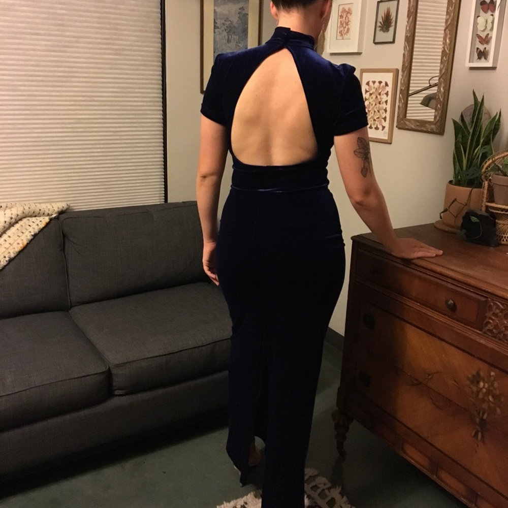 VINTAGE • midnight blue velvet floor length dress